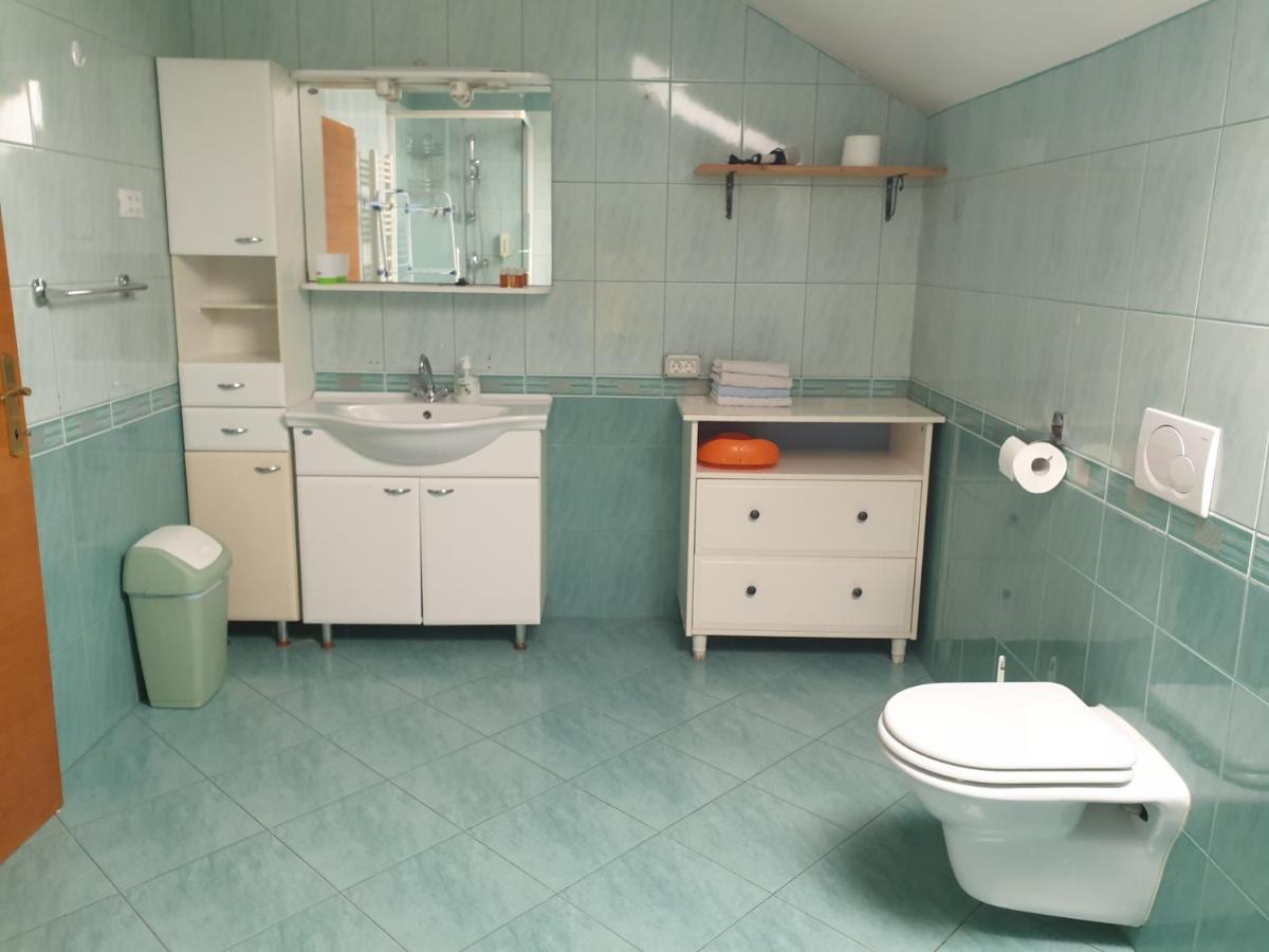 Hisa Bizjak Kranj Extérieur photo